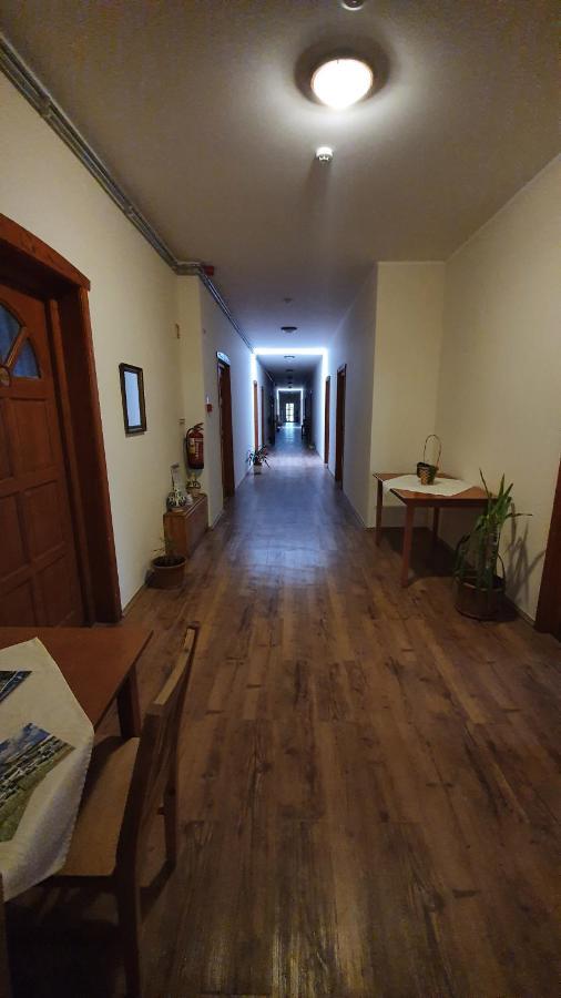 Anna Panzio Hotel Dunavarsany Exterior photo